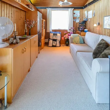 Beautiful In Vaeggerlose W/ 3 Bedrooms Ferienhaus Bøtø By